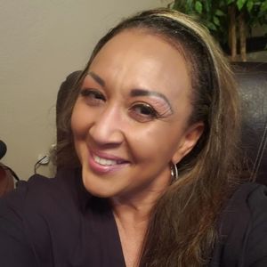 Meet your Posher, Rochelle